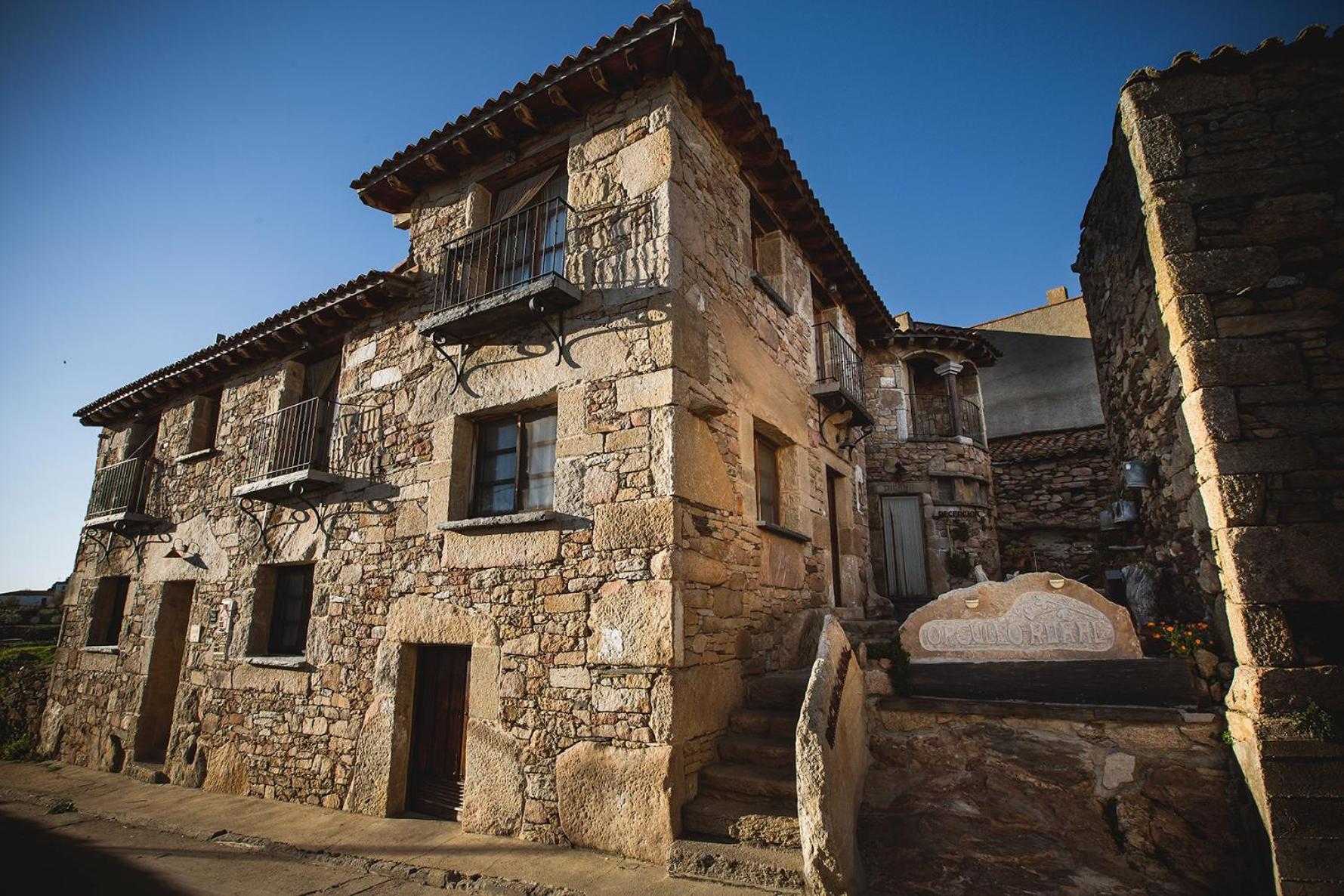 Orgullo Rural Hotel Bermellar Exterior photo